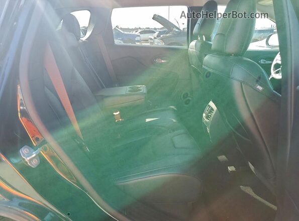 1C4PJMMB7PD109119 2023 JEEP CHEROKEE Black Vista interior trasera