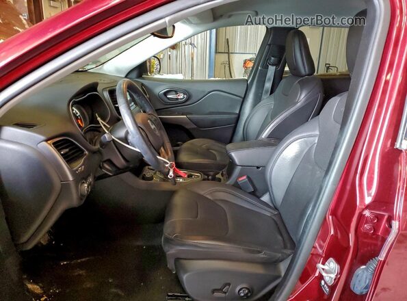 1C4PJMMX2MD191154 2021 JEEP CHEROKEE Red Widok wnętrza z przodu