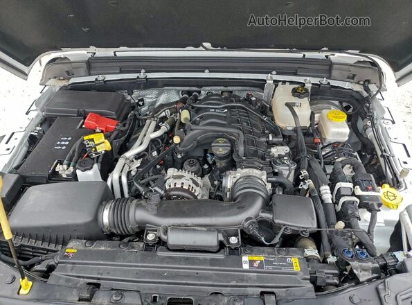 1C4PJXDG9RW210344 2024 JEEP WRANGLER White ძრავის განყოფილების ხედი