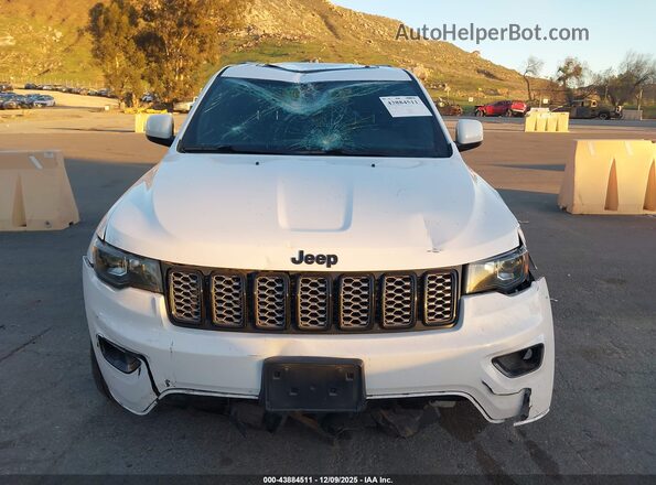 1C4RJEAG9JC512630 2018 JEEP GRAND CHEROKEE White Вид щитка приладів