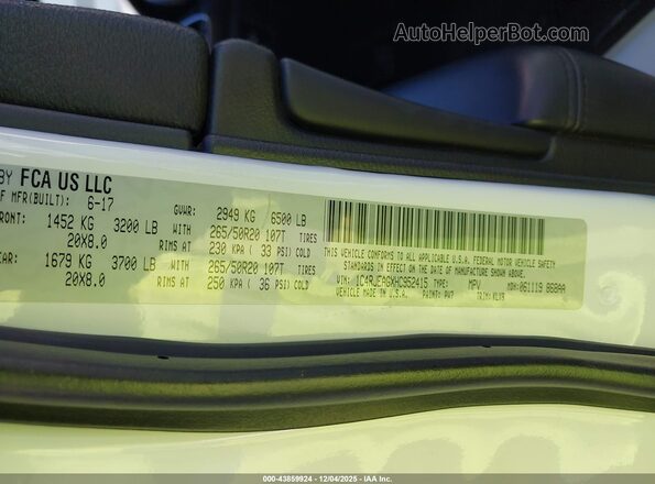 1C4RJEAGXHC952415 2017 JEEP GRAND CHEROKEE Белый Вид подкапотного пространства