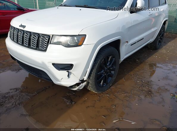 1C4RJFAG3JC241005 2018 JEEP GRAND CHEROKEE White Vista frontal