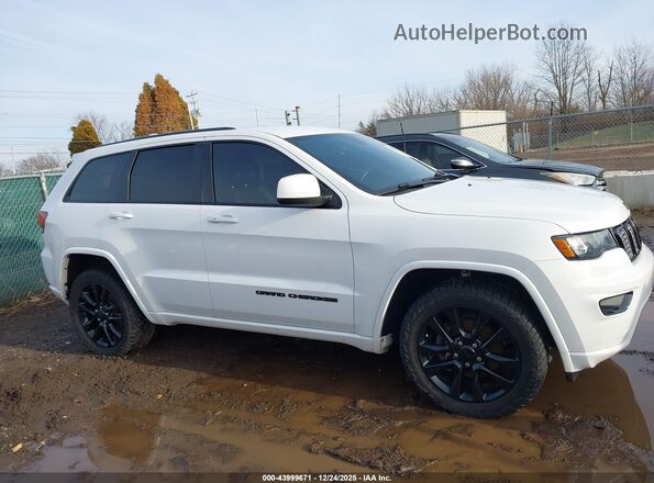 1C4RJFAG3JC241005 2018 JEEP GRAND CHEROKEE White Vista interior trasera