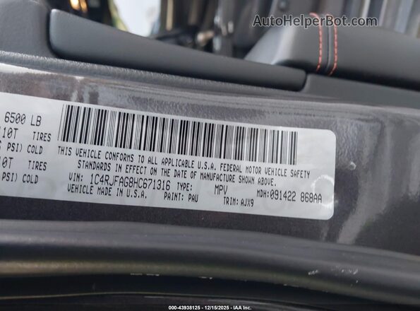 1C4RJFAG8HC671316 2017 JEEP GRAND CHEROKEE Серый Вид подкапотного пространства