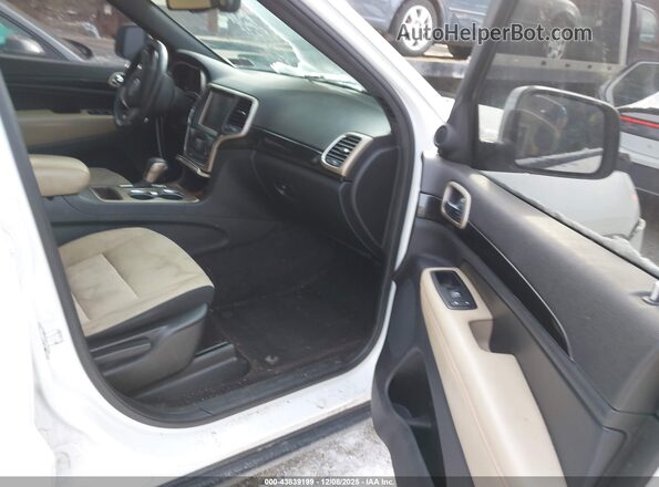 1C4RJFAG9GC399583 2016 JEEP GRAND CHEROKEE Белый Вид салона спереди