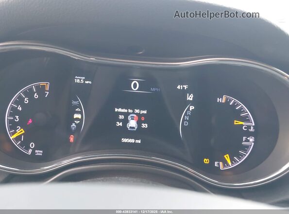 1C4RJFBG8NC121804 2022 JEEP GRAND CHEROKEE WK Black Հետևի նստատեղերի տեսք
