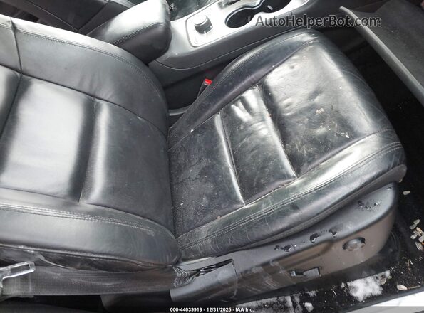 1C4RJFBGXJC295447 2018 JEEP GRAND CHEROKEE Red Вид салону спереду