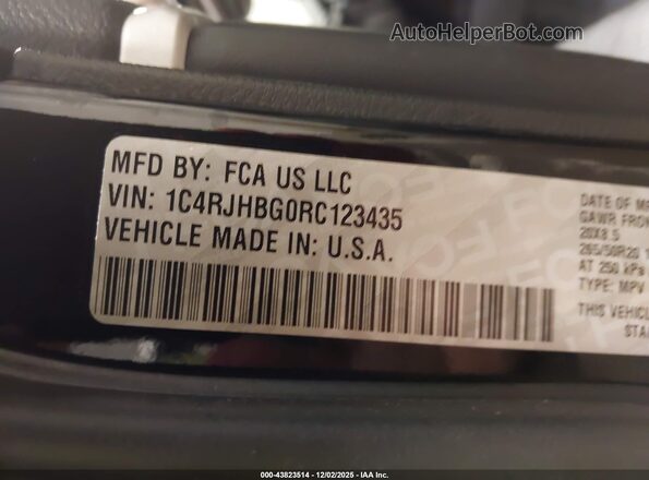 1C4RJHBG0RC123435 2024 JEEP GRAND CHEROKEE Черный Вид подкапотного пространства