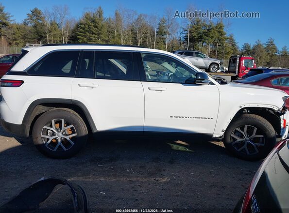 1C4RJHBG7PC643306 2023 JEEP GRAND CHEROKEE White Вид задньої частини салону