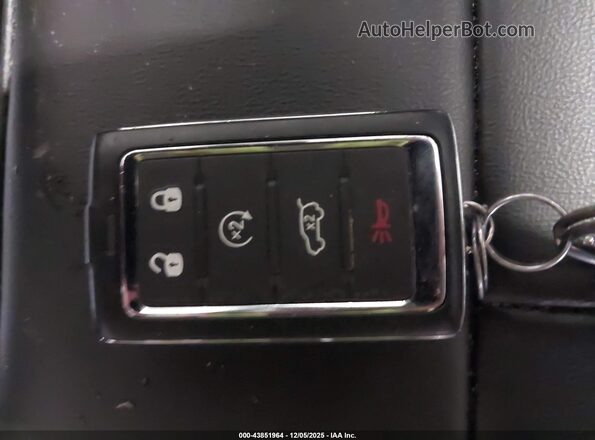 1C4RJHBG9SC272562 2025 JEEP GRAND CHEROKEE Silver Առջևի վահանակի տեսք