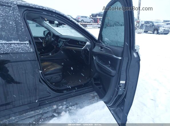 1C4RJHBGXPC517909 2023 JEEP GRAND CHEROKEE Black Front interior view
