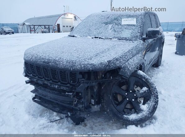 1C4RJHBGXPC517909 2023 JEEP GRAND CHEROKEE Black Front view