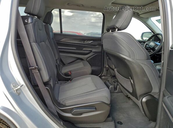 1C4RJJAG7R8940381 2024 JEEP GRAND Silver Вид задньої частини салону