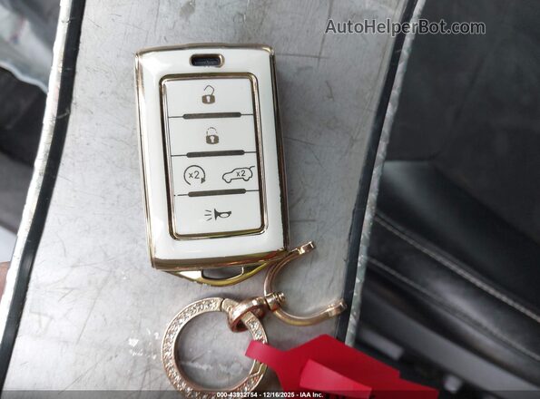 1C4RJKAG5P8895010 2023 JEEP GRAND CHEROKEE L Серебряный Вид панели приборов
