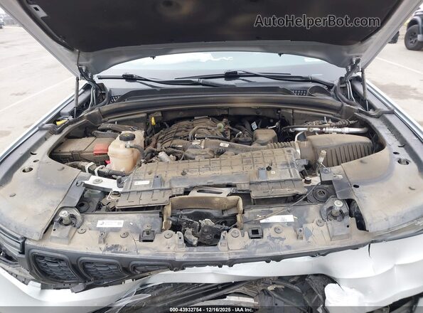 1C4RJKAG5P8895010 2023 JEEP GRAND CHEROKEE L Серебряный Вид сзади