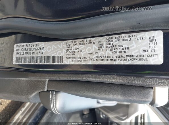 1C4RJKBG6P8762612 2023 JEEP GRAND CHEROKEE L Dark Blue Вид подкапотного пространства