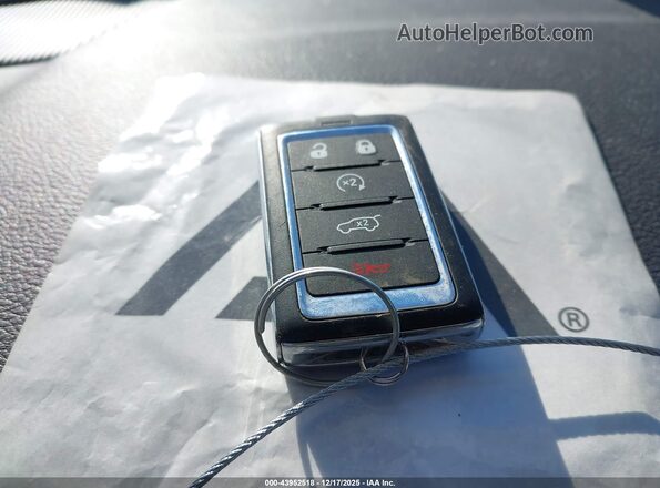 1C4SJSAP7RS118447 2024 JEEP WAGONEER L White Առջևի վահանակի տեսք