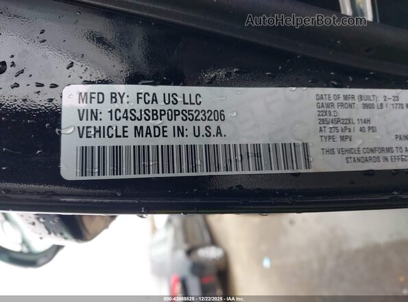 1C4SJSBP0PS523206 2023 JEEP WAGONEER L Черный Вид подкапотного пространства