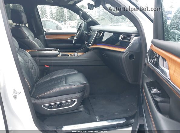 1C4SJSGPXRS171392 2024 JEEP GRAND WAGONEER L Белый Вид салона спереди