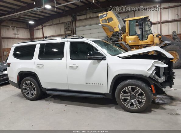 1C4SJVAP6PS561073 2023 JEEP WAGONEER White Vista interior trasera
