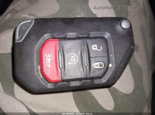 1C6HJTAG1LL158922 2020 JEEP GLADIATOR Оранжевый Вид панели приборов