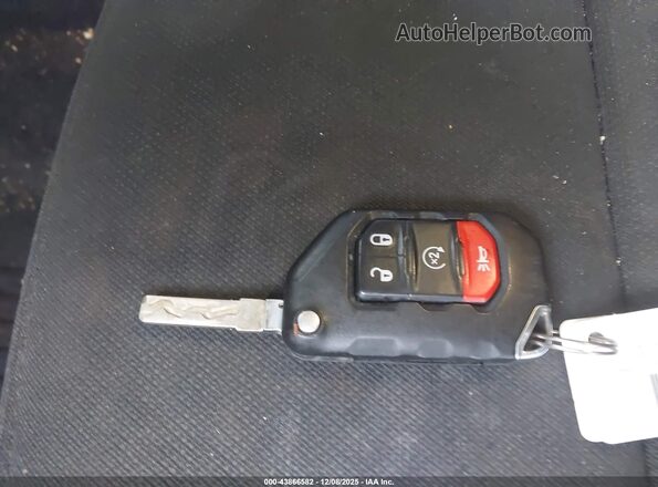 1C6HJTAGXLL211794 2020 JEEP GLADIATOR Gray Առջևի վահանակի տեսք