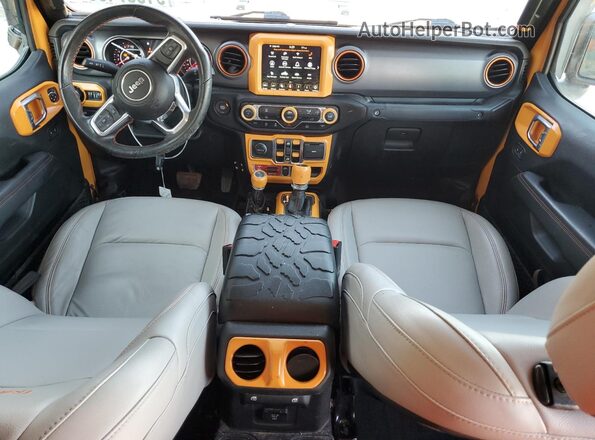1C6JJTEG2ML543516 2021 JEEP GLADIATOR Желтый Вид панели приборов