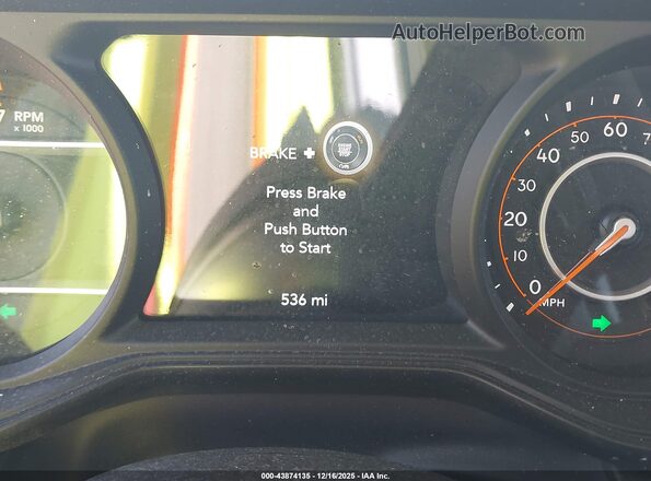 1C6RJTEG2TL153405 2026 JEEP GLADIATOR Black Widok tylnych siedzeń
