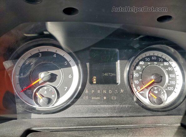 1C6RR7FG3NS230371 2022 RAM 1500 White Instrument cluster view