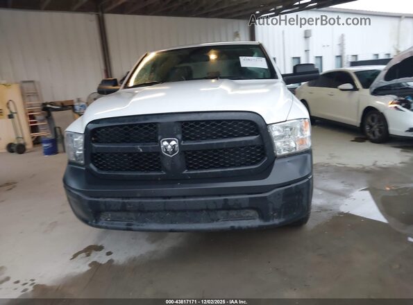 1C6RR7FT0NS207885 2022 RAM 1500 CLASSIC White Vista del cuadro de instrumentos