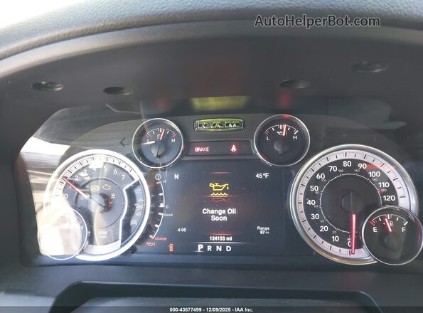 1C6RR7GG8MS585355 2021 RAM 1500 CLASSIC Black 