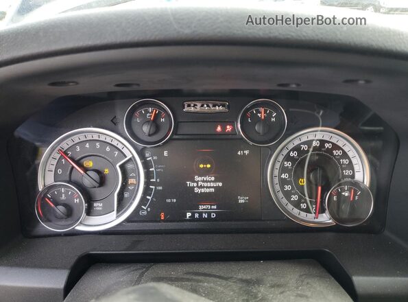 1C6RR7GGXNS182480 2022 RAM 1500 Black Widok zestawu wskaźników