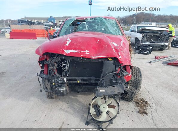 1C6RR7KT1GS158589 2016 RAM 1500 Красный Вид задней части салона