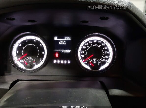 1C6RR7TT4LS129578 2020 RAM 1500 CLASSIC White Вид задніх сидінь