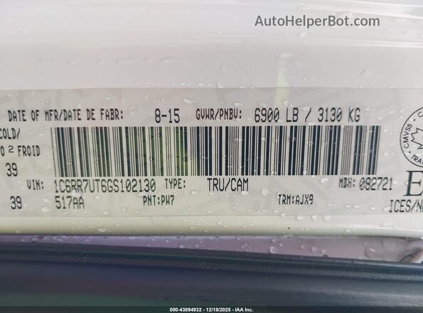 1C6RR7UT6GS102130 2016 RAM 1500 White Vista del compartimento del motor