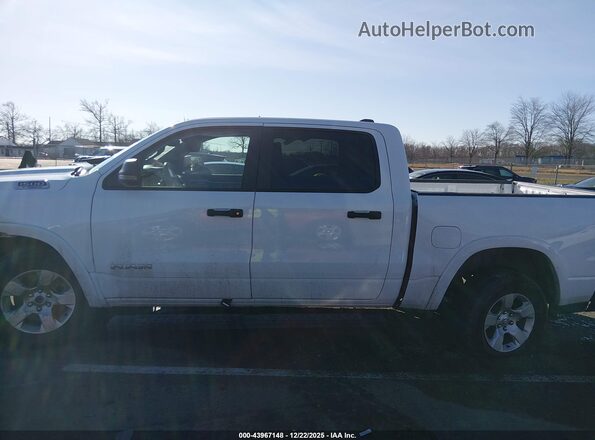 1C6RRFFG5SN601289 2025 RAM 1500 White 360 interior view