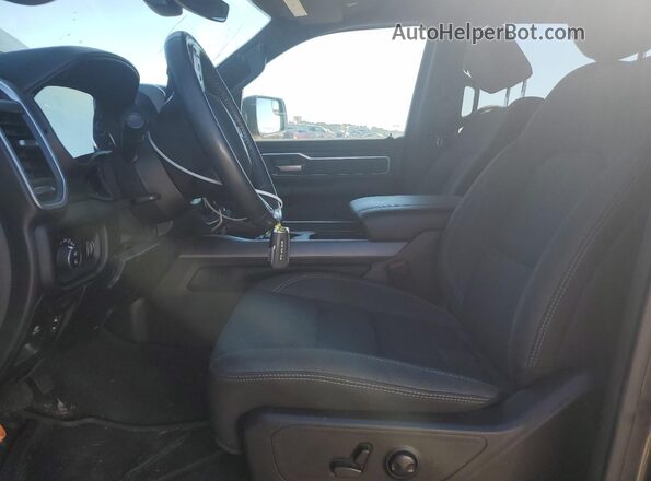 1C6SRFFT0NN406283 2022 RAM 1500 Gray Vista interior delantera