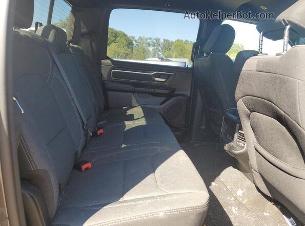 1C6SRFFT0NN406283 2022 RAM 1500 Gray Vista de los asientos traseros