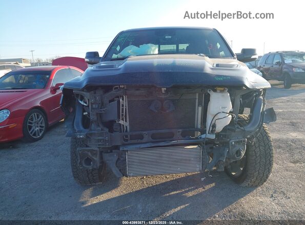 1C6SRFHM4NN302434 2022 RAM 1500 Серый Вид задней части салона