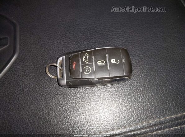 1C6SRFJT5LN222574 2020 RAM 1500 Black Առջևի վահանակի տեսք