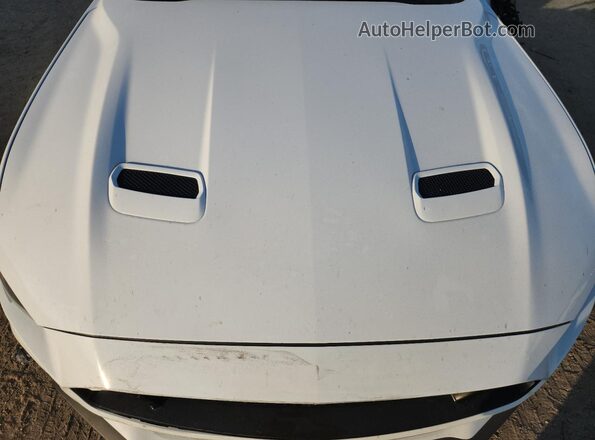 1FA6P8CF7N5111052 2022 FORD MUSTANG White Widok wnętrza z tyłu