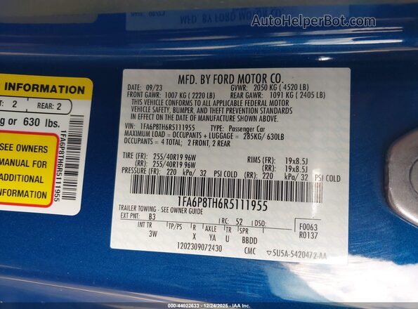 1FA6P8TH6R5111955 2024 FORD MUSTANG Синий Вид подкапотного пространства
