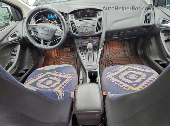 1FADP3F22HL217833 2017 FORD FOCUS White Вид панелі приладів
