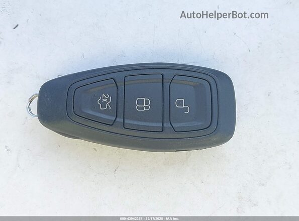 1FADP3L92HL254883 2017 FORD FOCUS ST Dark Blue Вид панелі приладів
