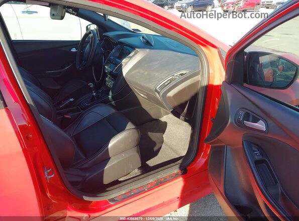1FADP3L94GL267441 2016 FORD FOCUS ST Red Front interior view