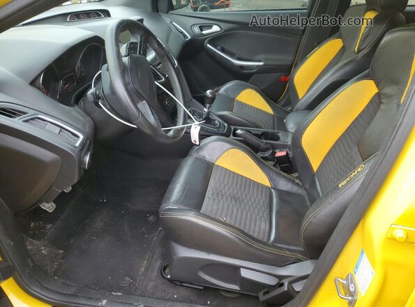 1FADP3L94HL307048 2017 FORD FOCUS Yellow წინა სალონის ხედი