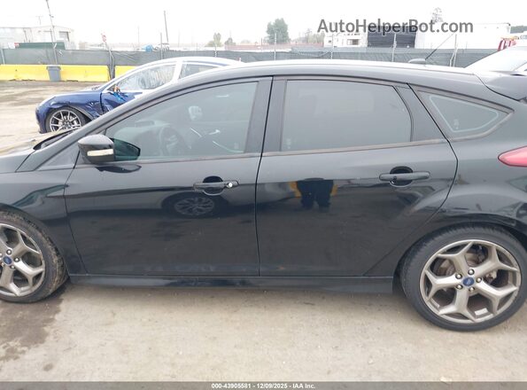 1FADP3L97HL246083 2017 FORD FOCUS ST Black 360 interior view