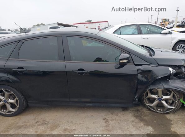 1FADP3L97HL246083 2017 FORD FOCUS ST Black Rear interior view