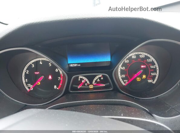 1FADP3L98HL276175 2017 FORD FOCUS ST White Հետևի նստատեղերի տեսք