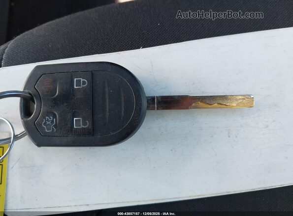 1FADP3M22JL205190 2018 FORD FOCUS Синий Вид панели приборов